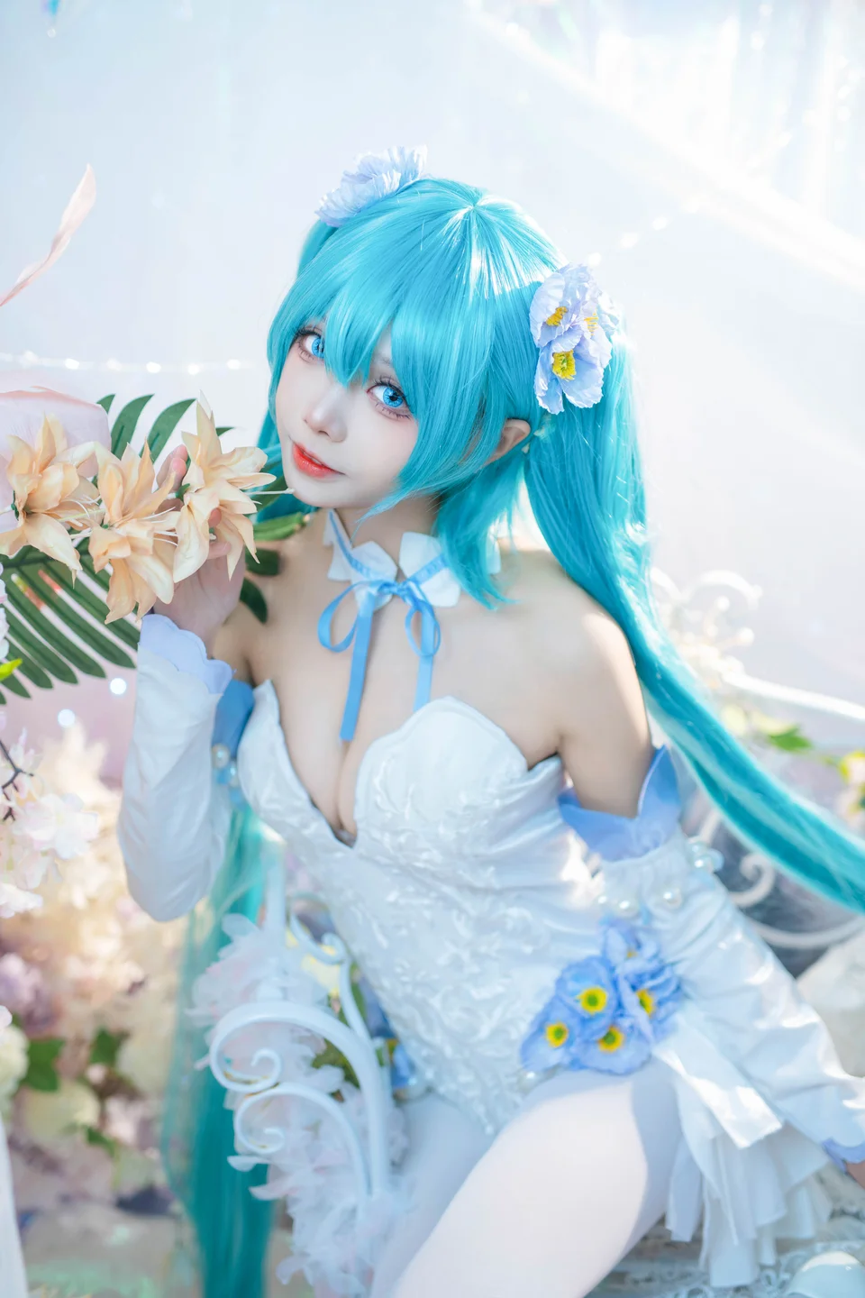 艾西Aiwest - 初音 粉蝶花 [42P] icoser.la (003).webp